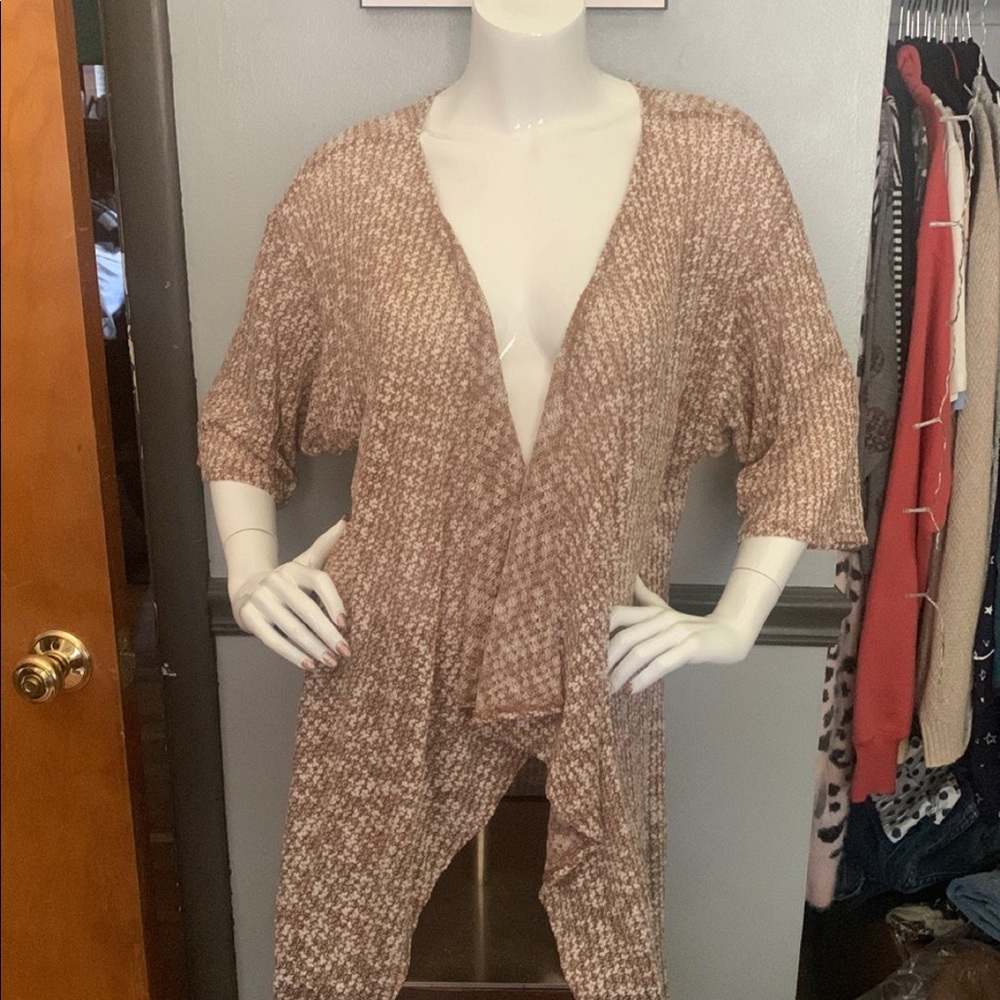 NWOT Lularoe Shirley Kimono size small